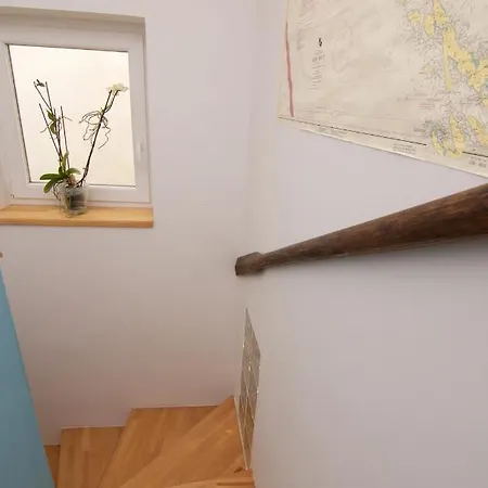 House 4 Rent Laura Apartment *